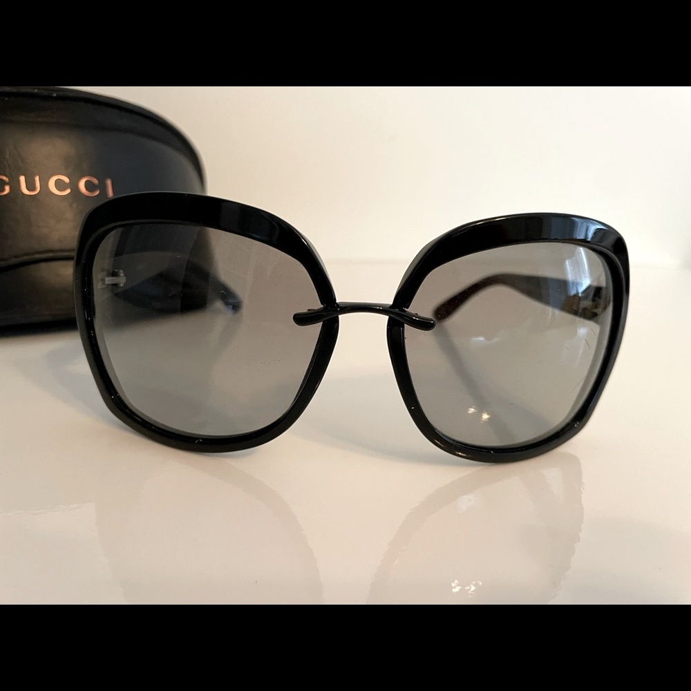 GUCCI sunglasses